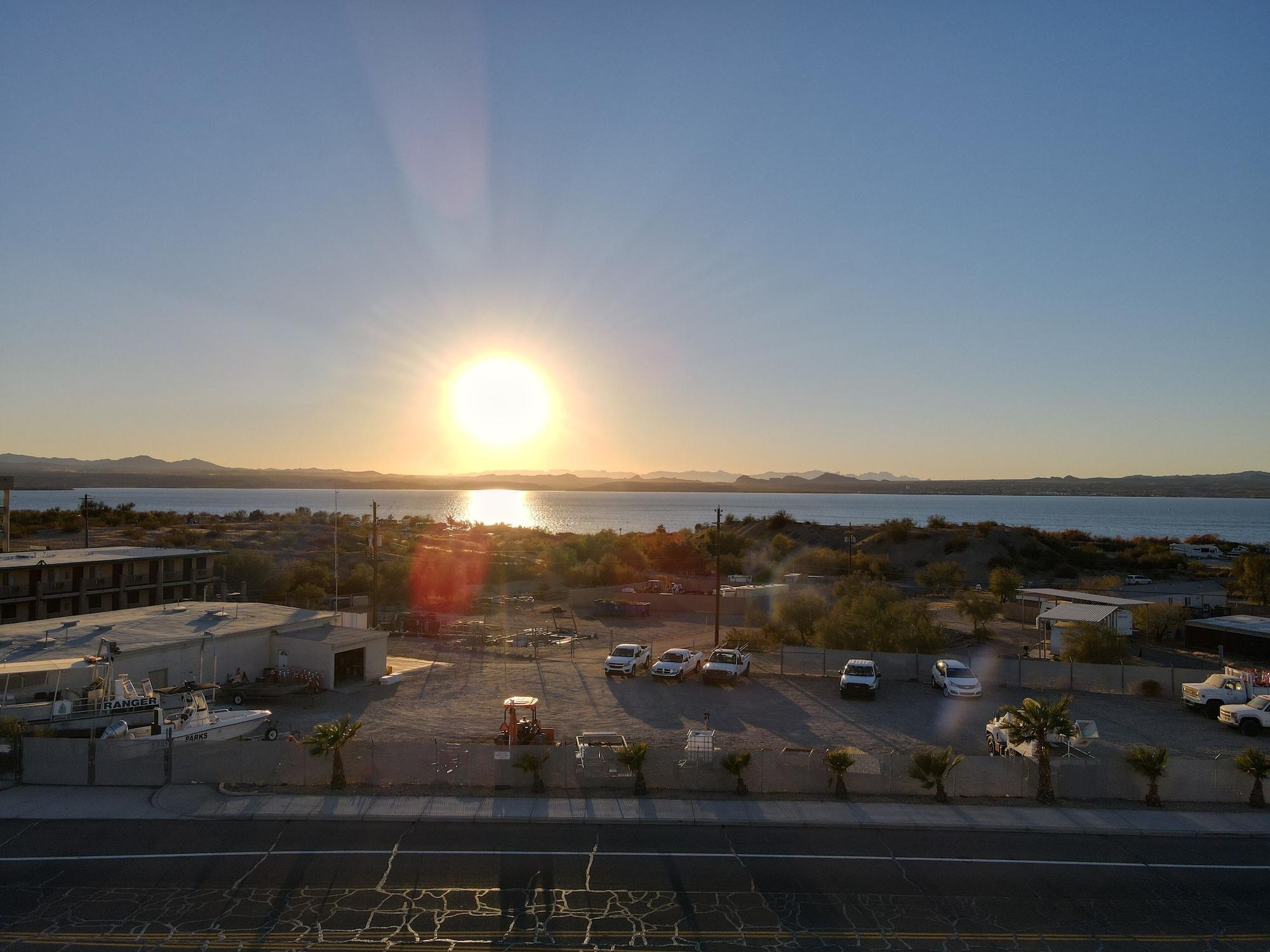 Travelodge By Wyndham Lake Havasu Lake Havasu City Dış mekan fotoğraf