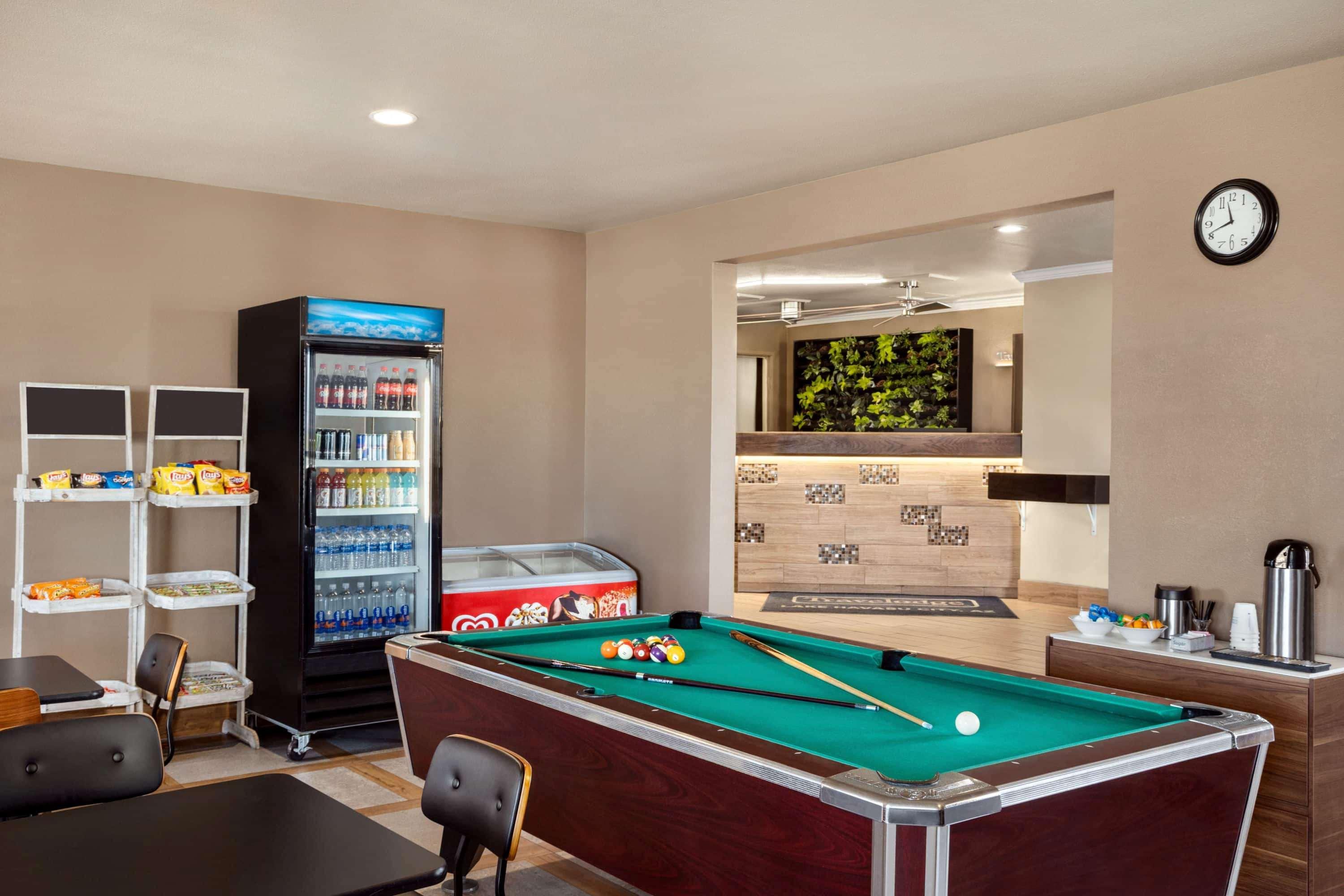Travelodge By Wyndham Lake Havasu Lake Havasu City Dış mekan fotoğraf