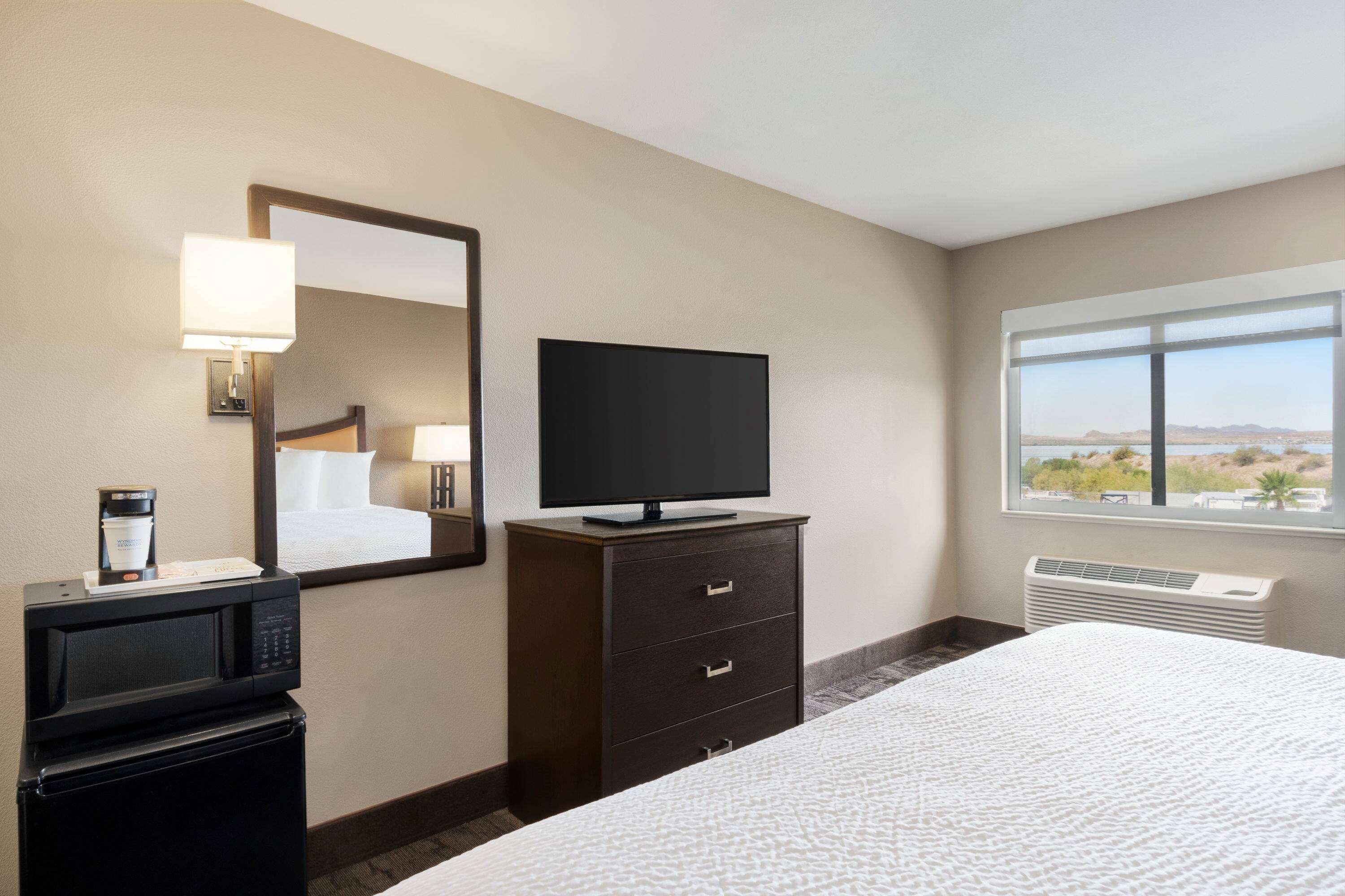 Travelodge By Wyndham Lake Havasu Lake Havasu City Dış mekan fotoğraf