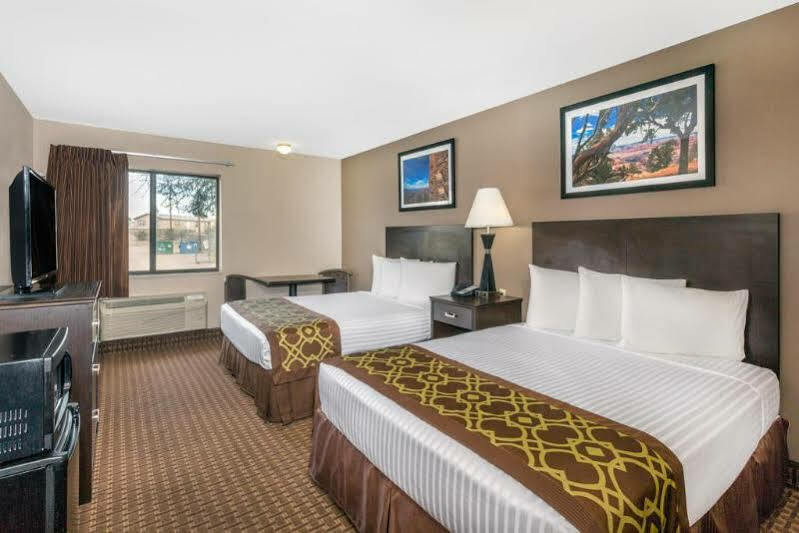 Travelodge By Wyndham Lake Havasu Lake Havasu City Dış mekan fotoğraf