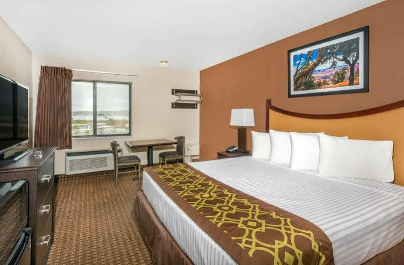 Travelodge By Wyndham Lake Havasu Lake Havasu City Dış mekan fotoğraf